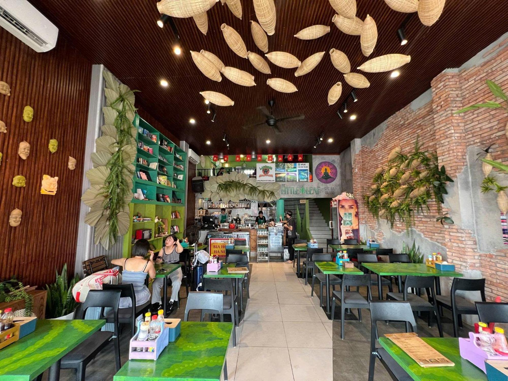 Catba Pod Hostel - Restaurant And Rooftop Bar Dong Khe Sau Екстериор снимка